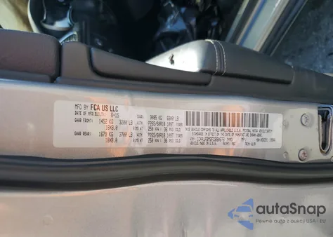 2015 Jeep Grand Cherokee Limited z USA, uszkodzony, nr VIN 1C4RJFBM2FC890676